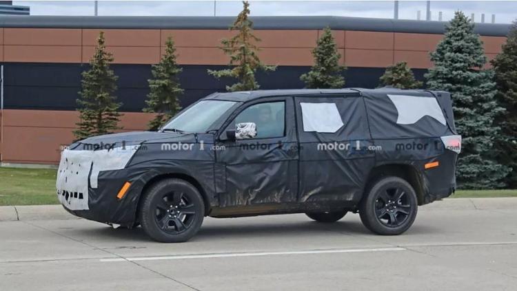 Spy photos of a new generation of Jeep Wagney road test revealed in 2020