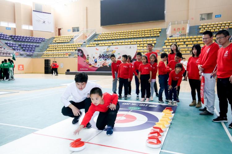 Bridgestone sports public welfare activities join hands with Olympic champions to help healthy communities