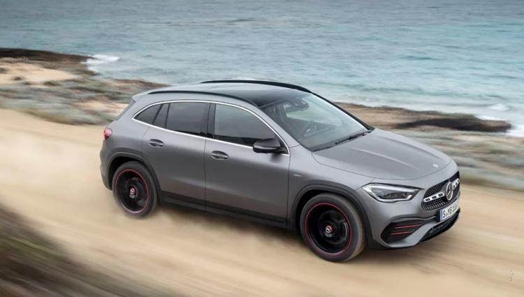 The new generation of Mercedes-Benz GLA, a bit ugly?