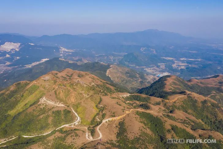 Guangdong Enping Niutang Mountain Climbing Cross-country Activities