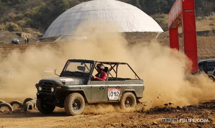 The exciting moments of the first stop of the 2020 Golden League of the Chenzhou team of the off-road e family