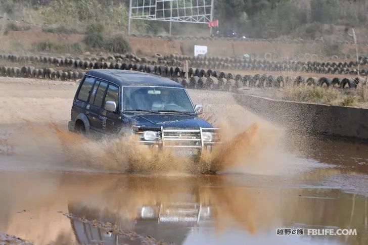 The exciting moments of the first stop of the 2020 Golden League of the Chenzhou team of the off-road e family