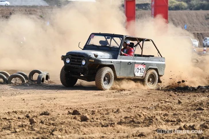 The exciting moments of the first stop of the 2020 Golden League of the Chenzhou team of the off-road e family