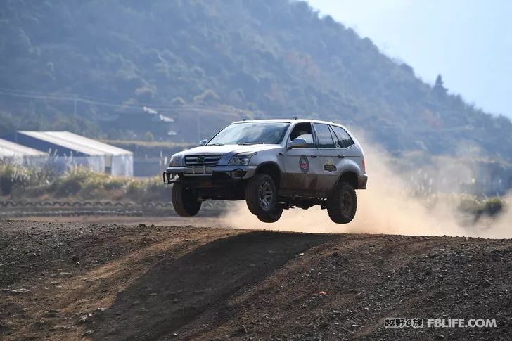 The exciting moments of the first stop of the 2020 Golden League of the Chenzhou team of the off-road e family