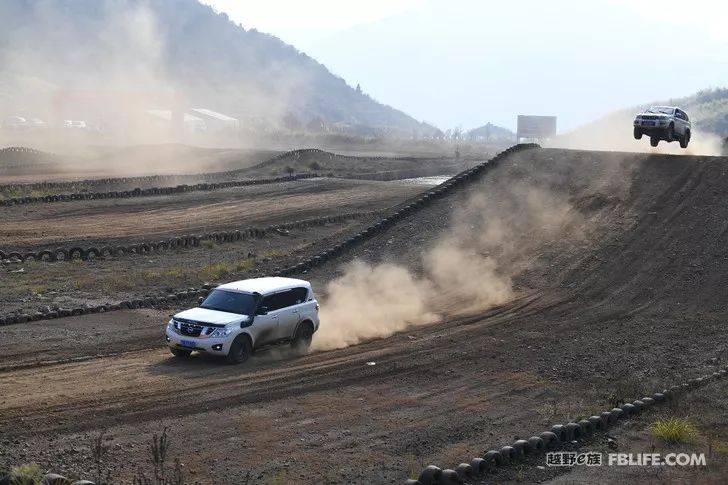 The exciting moments of the first stop of the 2020 Golden League of the Chenzhou team of the off-road e family