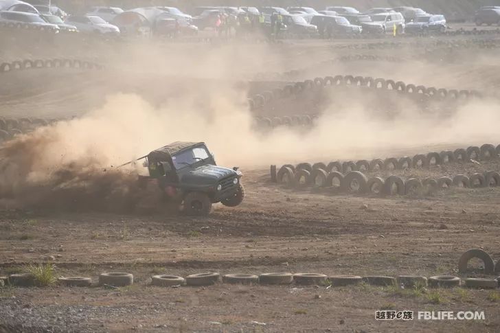 The exciting moments of the first stop of the 2020 Golden League of the Chenzhou team of the off-road e family