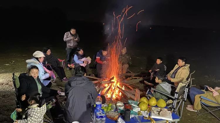 A few years ago, Tongguan Kiln and Hongzhou Island were wonderful off-road!