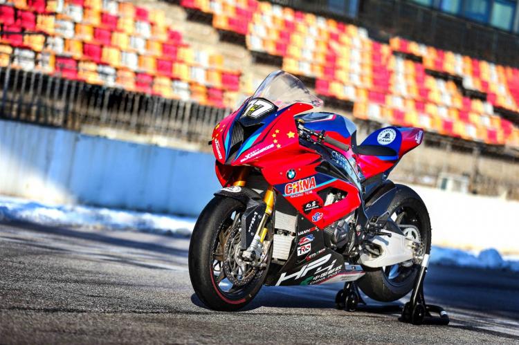 BMW Motorrad Motorcycles Partners with Chinese Road Motorcycle Racing Team