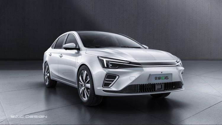 Equipped with integrated panoramic sunroof and high-performance wheels, more configuration information of Roewe Ei6 is exposed