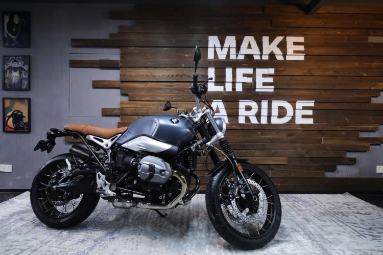 BMW Motorrad joins hands across borders to create a new retail experience for the luxury motorcycle market