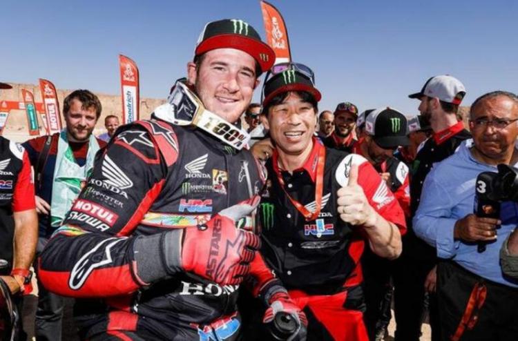 The 2020 Dakar officially ends: the old Sainz wins the championship, and the Chinese Legion refreshes historical results