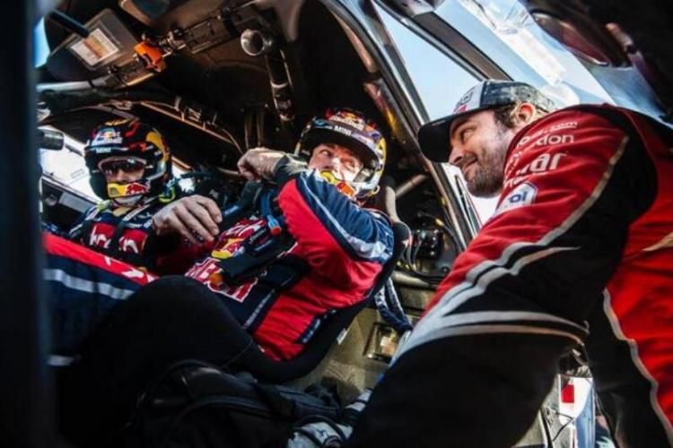 The 2020 Dakar officially ends: the old Sainz wins the championship, and the Chinese Legion refreshes historical results