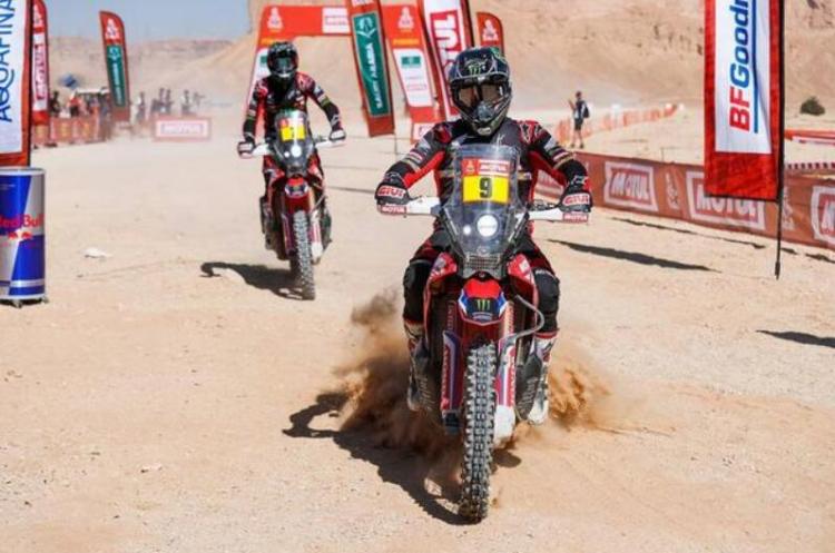 The 2020 Dakar officially ends: the old Sainz wins the championship, and the Chinese Legion refreshes historical results