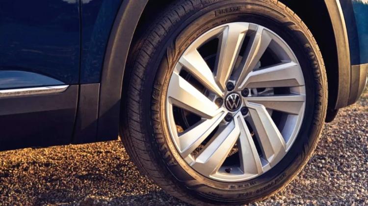 The facelift of the American version of Touron debuts, the small facelift of the Volkswagen Atlas is released at the Chicago Auto Show