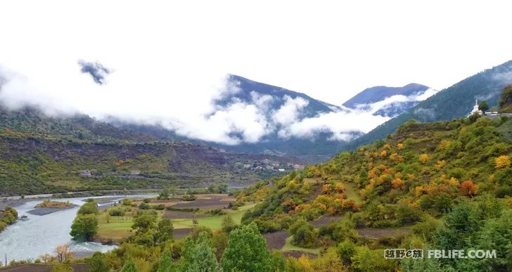 The mountains and rivers are beautiful, and the Yi-Tibet Corridor is on the way!