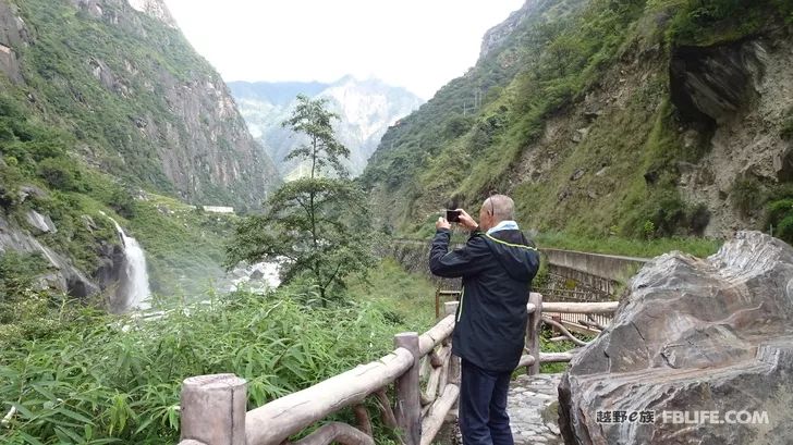 The mountains and rivers are beautiful, and the Yi-Tibet Corridor is on the way!