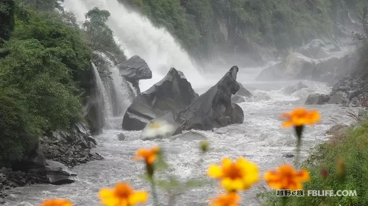 The mountains and rivers are beautiful, and the Yi-Tibet Corridor is on the way!