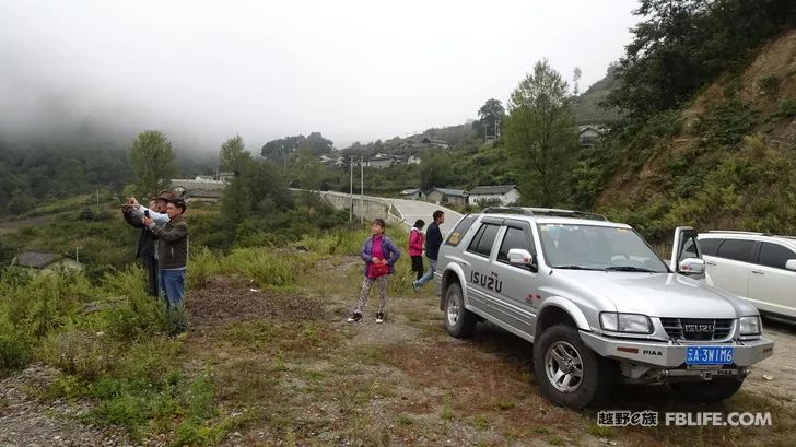 The mountains and rivers are beautiful, and the Yi-Tibet Corridor is on the way!