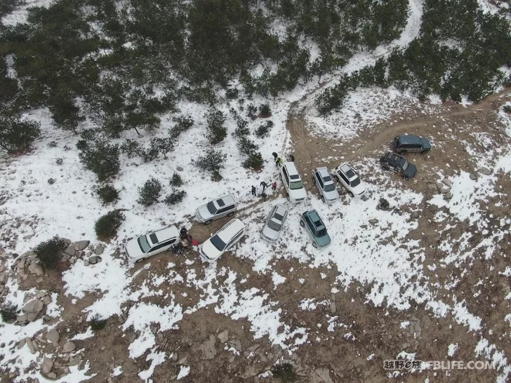 The Rizhao Feiteng Gang met at Wulian Mountain to see the snow scene