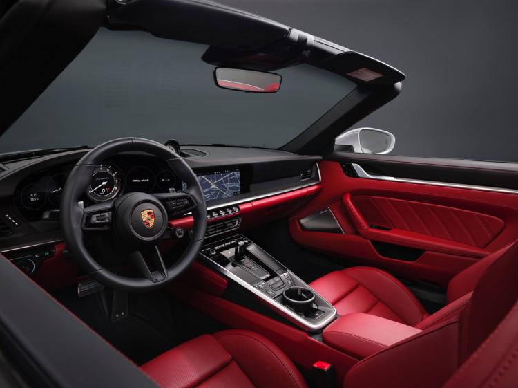 The top flagship model, the world premiere of the new Porsche 911 Turbo S