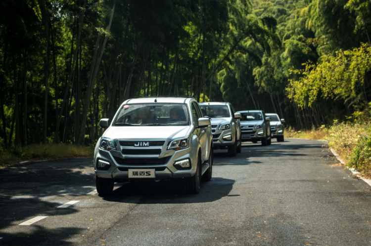 10,000 yuan deduction, Jiangxi Isuzu pickups reduce the burden for those who work hard to create wealth!