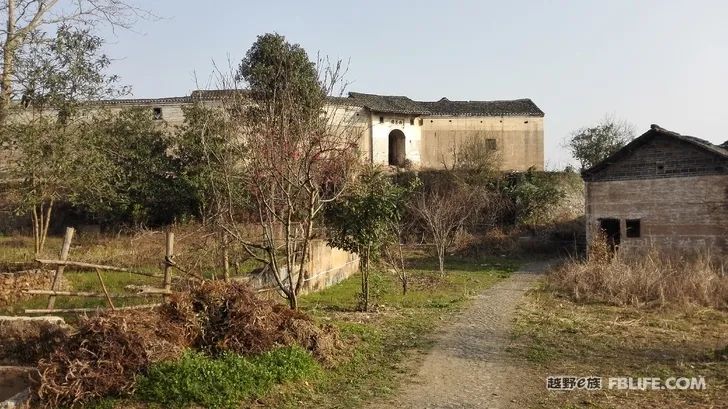 New release of old films in Jiangxi Ganzhou Longnan Guanxi Wai House