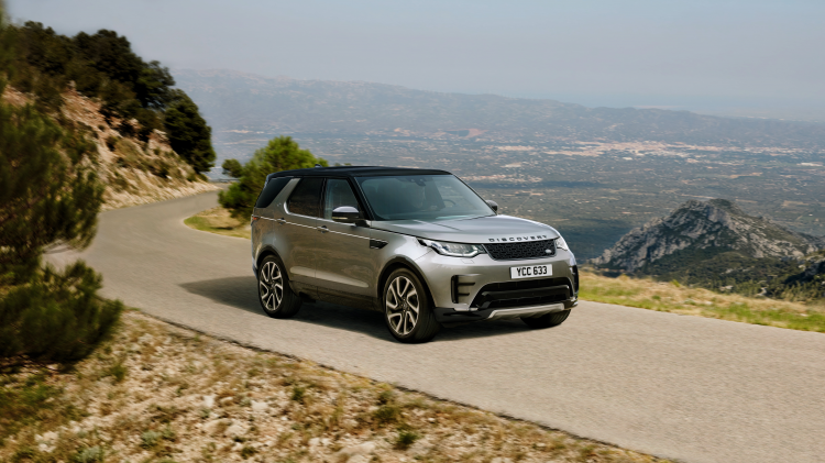 Land Rover Discovery family inventory, these few details must not be missed