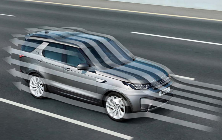 Land Rover Discovery family inventory, these few details must not be missed