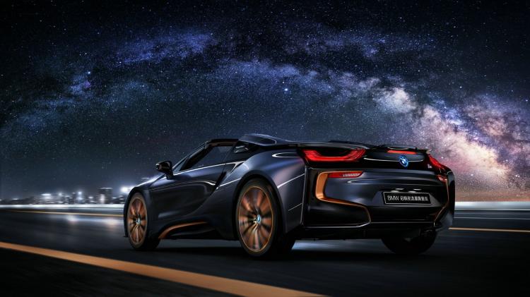 BMW i8 Launches Polar Night Meteor Limited Edition and Joy Plus Plan, Upgrades Electric Driving Fun