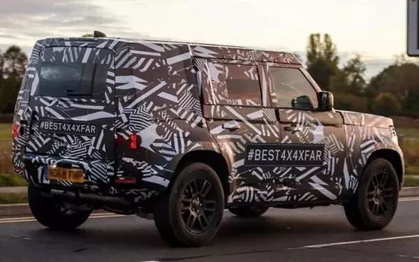 Land Rover Defender, the Challenger of Mercedes-Benz Big G Square Box, Will Be Unveiled Soon