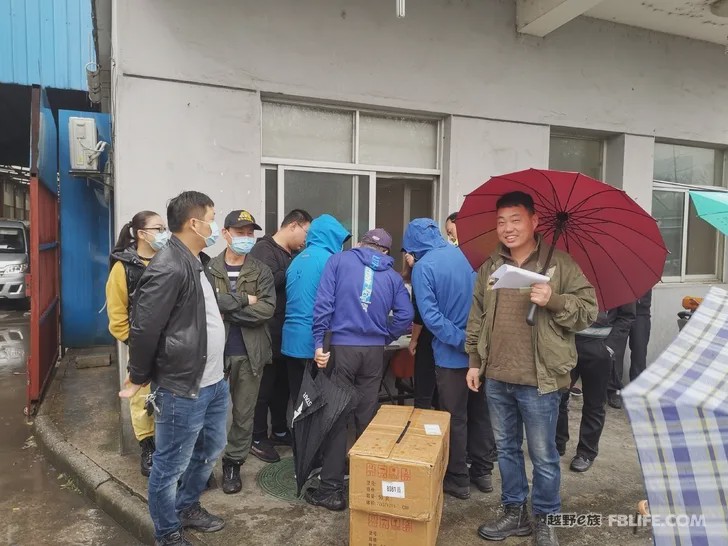 The team showed love to the medical staff in Changzhou who went to Hubei