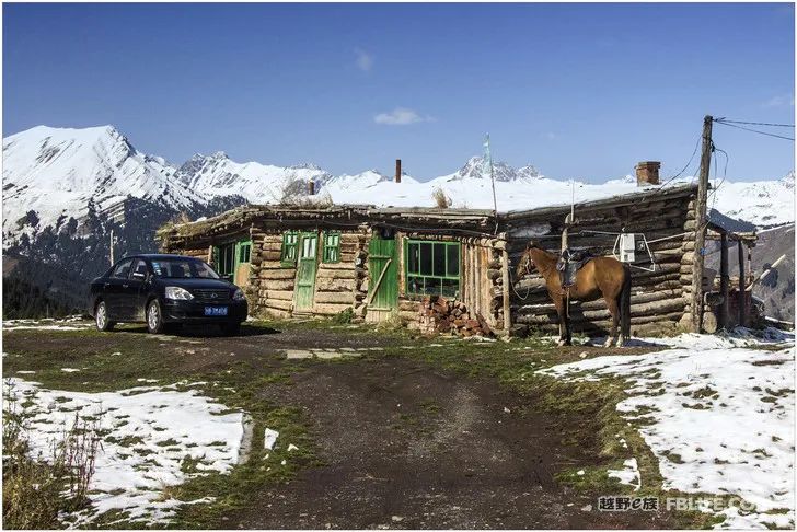 Grandpa's photography caravan, photoshoot in Xinjiang!