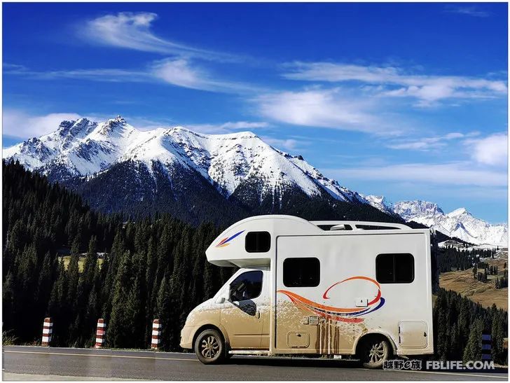 Grandpa's photography caravan, photoshoot in Xinjiang!