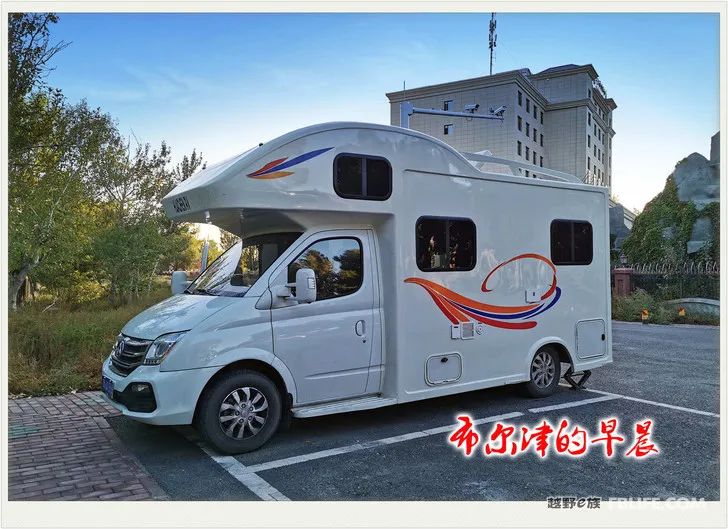 Grandpa's photography caravan, photoshoot in Xinjiang!