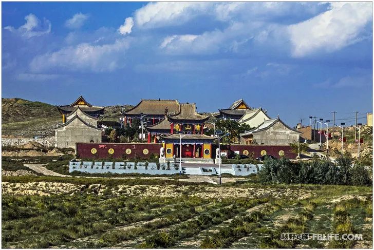 Grandpa's photography caravan, photoshoot in Xinjiang!