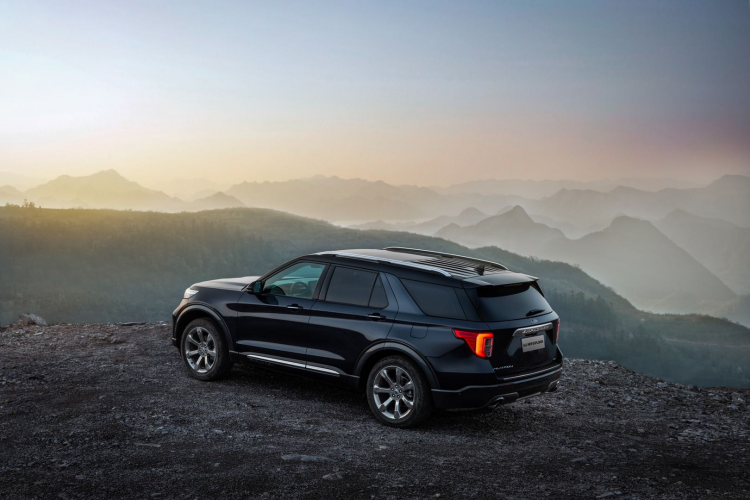 The new sixth-generation Ford Explorer is about to land in the Chinese market