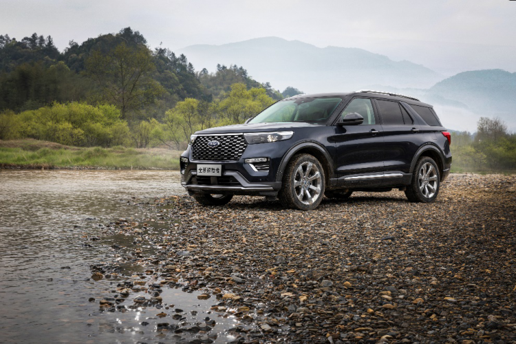 The new sixth-generation Ford Explorer is about to land in the Chinese market