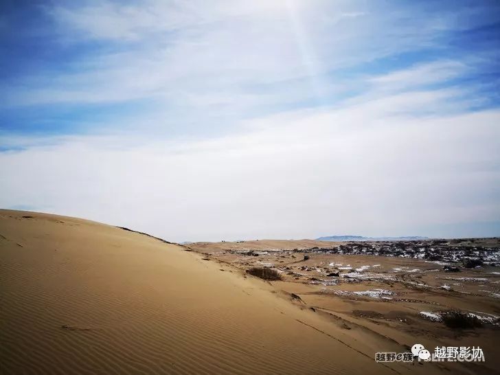 Shandong Dongying Team Wengniute desert crossing encounters heavy snow