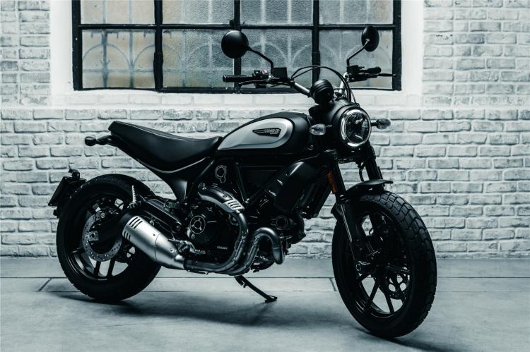 The suggested retail price is 95,000 yuan, and the new Ducati Ziyouzhi Dark Night Edition is officially launched