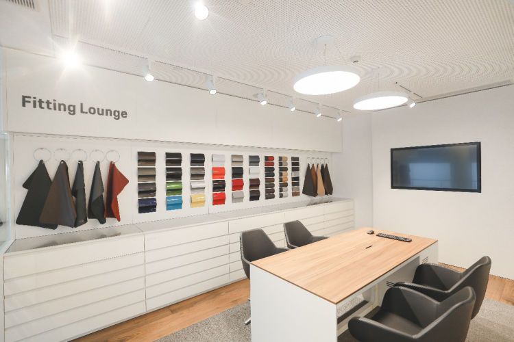 Porsche's new retail concept - 