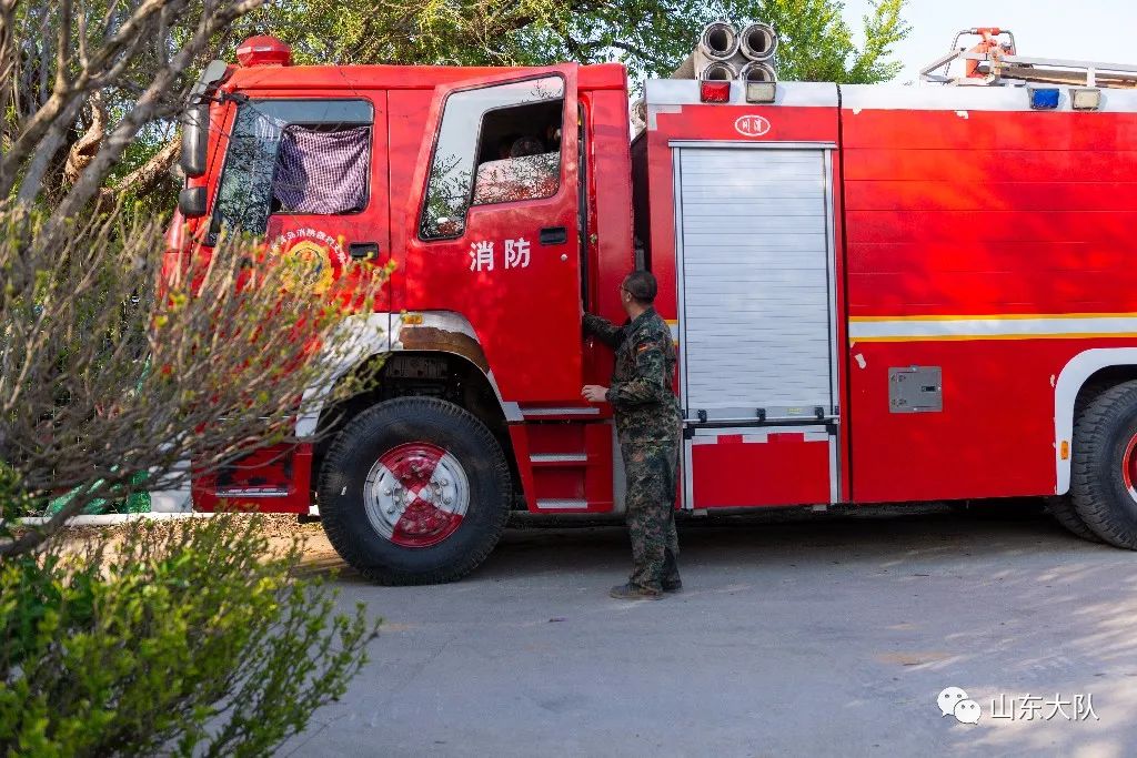 One heart and one mind, together to ensure the peace of one side, Xiaozhushan Fire Fighting and Rescue Documentary!