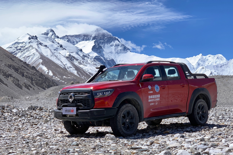 It's coming, it's coming! Equipped with the original winch Great Wall cannon off-road pickup truck will be listed on June 5