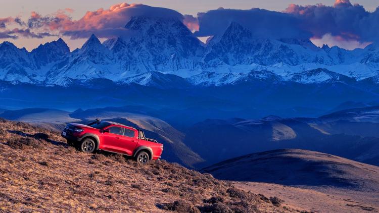 The pre-sale price is 160,000 to 200,000 yuan, and the Great Wall Cannon off-road pickup will help the 2020 Mount Everest elevation measurement