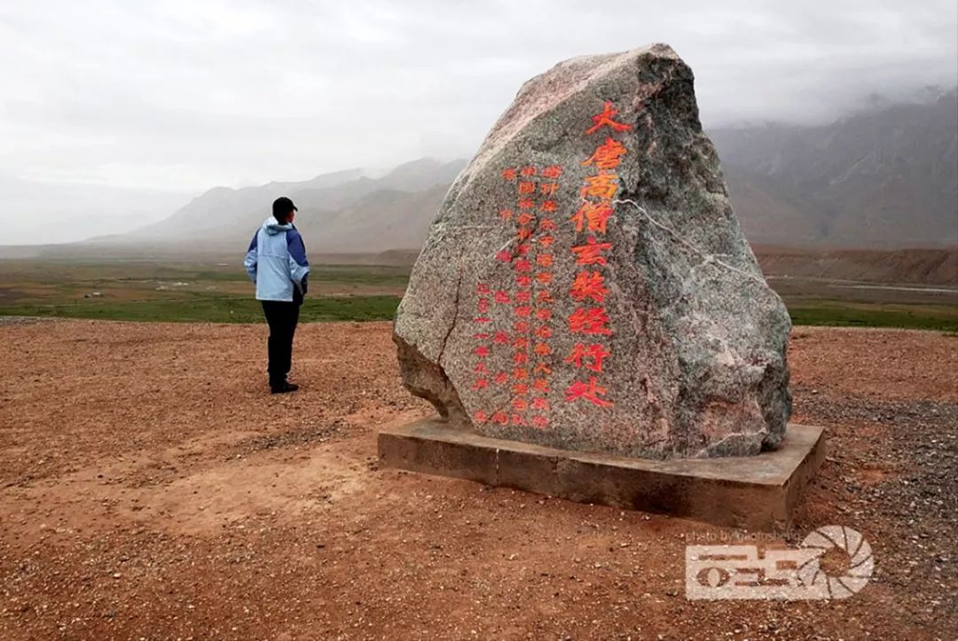 In terms of danger and beauty, Bingchacha is not inferior. Is this mysterious ancient road in Xinjiang about to be submerged?