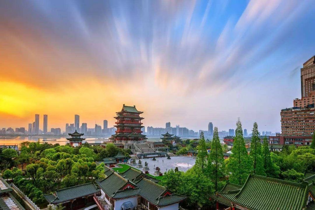 In China's least-existent province, 72 scenic spots are half priced this month!