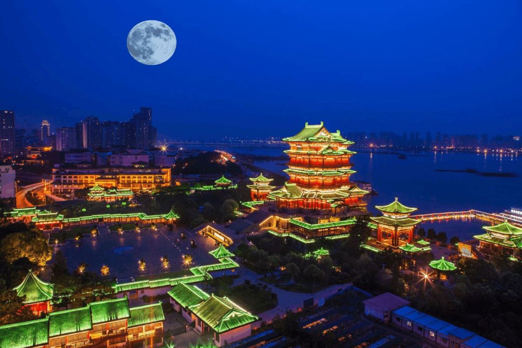 In China's least-existent province, 72 scenic spots are half priced this month!