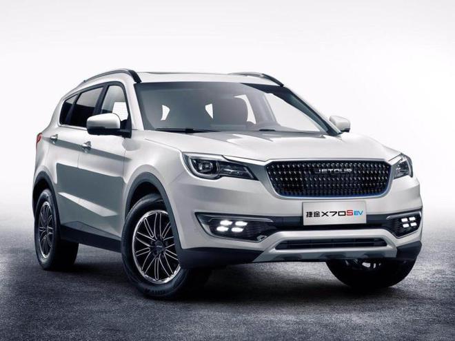 Jietu X70S EV unveiled at the Shanghai Auto Show