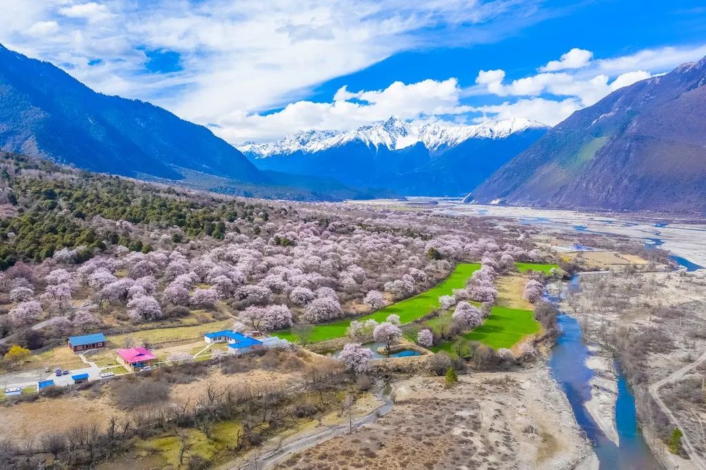 Tibet, where the heart goes, the paradise of dreams