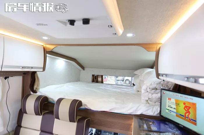 A four-wheel-drive RV with a price of 298,000 yuan can get the Beijing Blue card, and the living space of a family of 4 is not perfect