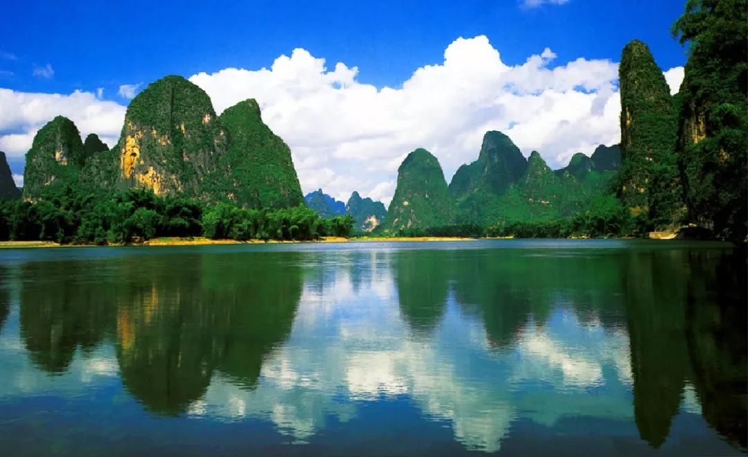 Which scenic spots in China are on the country's 